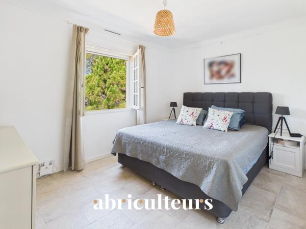 Exceptionnelle bastide provençale de 345 m² avec vue panoramique en vente à Peymeinade (06530)