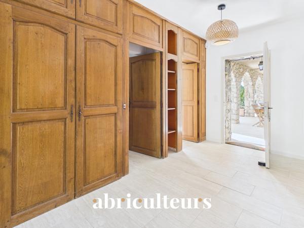 Exceptionnelle bastide provençale de 345 m² avec vue panoramique en vente à Peymeinade (06530)