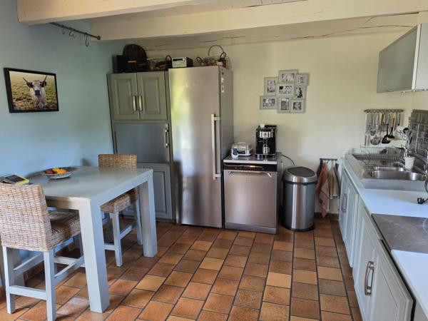 Propriété en pierre rénovée avec piscine, dépendances, bois et étang – Entre Agen et Nérac