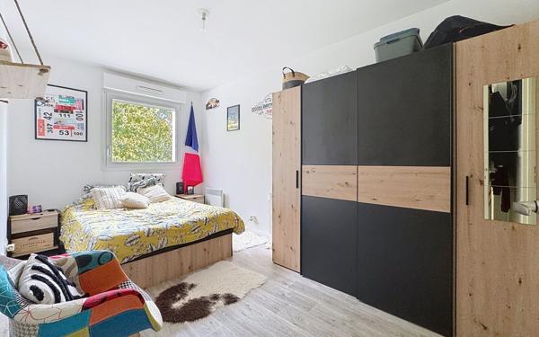 Appartement à vendre    2 pièces • 43 m2 Tours