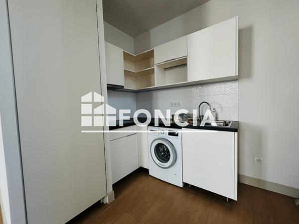 Location Appartement 3 pièces 56.5 m² - Toulon 83000