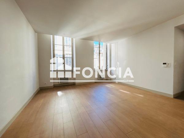 Location Appartement 3 pièces 56.5 m² - Toulon 83000