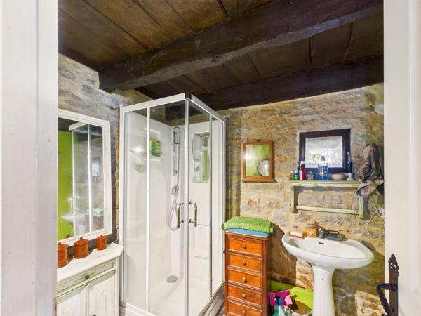Maison indépendante avec maison d’amis et piscine près de Villeneuve, Aveyron