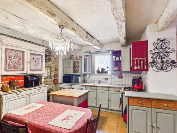 Maison indépendante avec maison d’amis et piscine près de Villeneuve, Aveyron