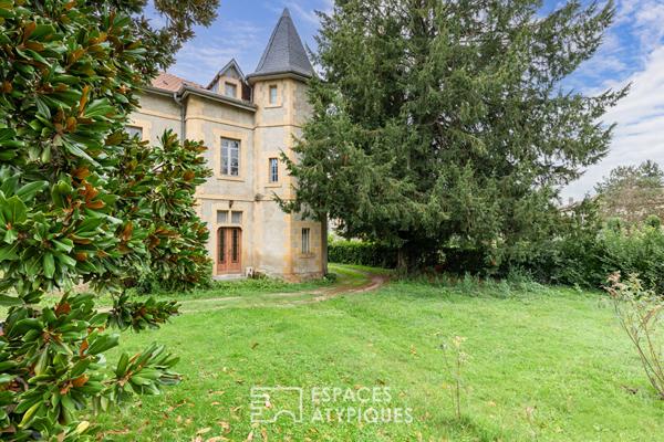 Ancien presbytère à réhabiliter proche des Pyrénées