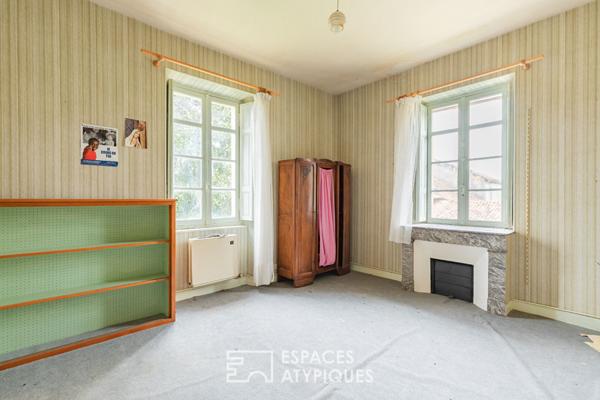 Ancien presbytère à réhabiliter proche des Pyrénées