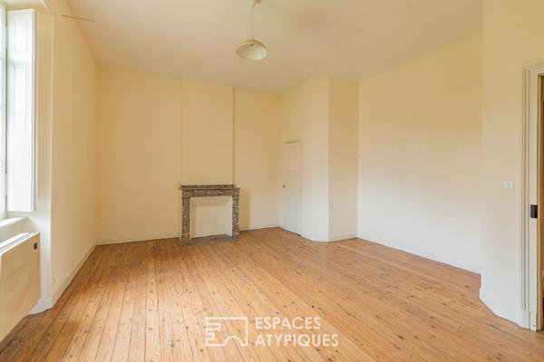 Ancien presbytère à réhabiliter proche des Pyrénées