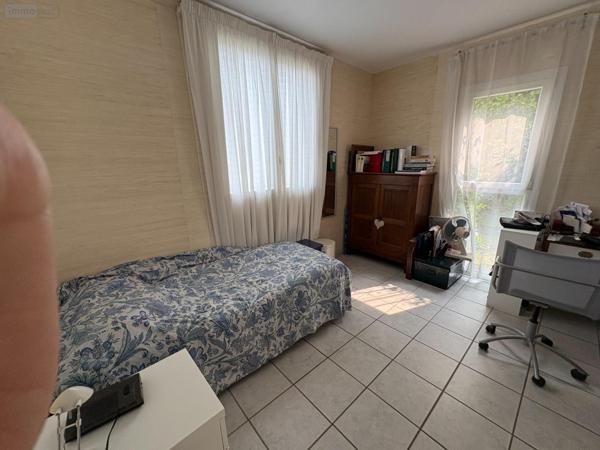 Maison individuelle à vendre à Saint-Cyr-l'École dans les Yvelines (78210), ref : 2025PER
