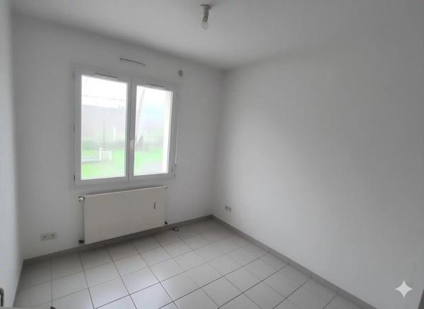 Vente                                                      Maison
                        
                     6 pièces                      111 m2                     à Sainte-Pazanne