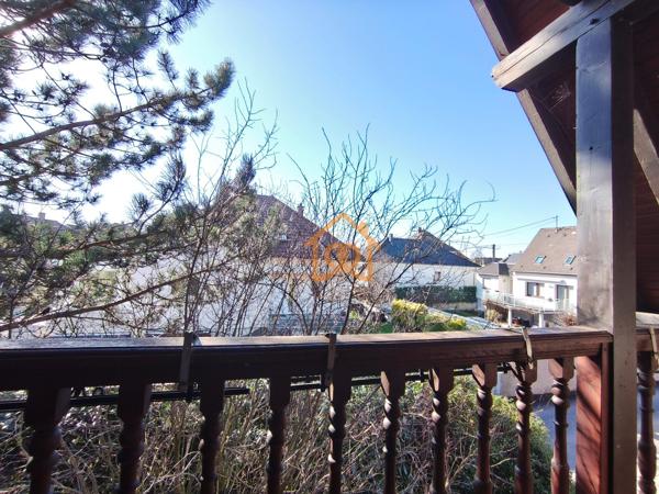 En exclusivité Jolie Maison de 150m² au sol à HOLTZHEIM avec piscine chauffée, climatisation sur 7 ares de terrain