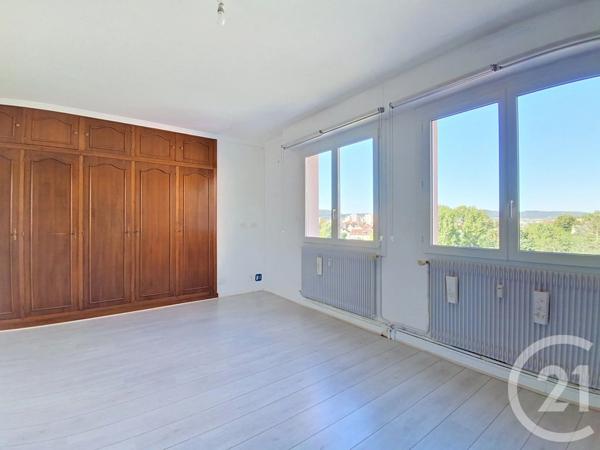 Appartement F5 à vendre  4 pièces - 95,83 m 2   VESOUL  - 70