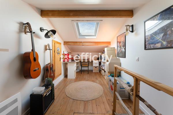 Maison
         5 pièces
        - 129 m² 535 000 € *