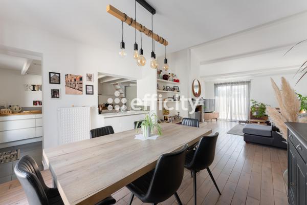 Maison
         5 pièces
        - 129 m² 535 000 € *