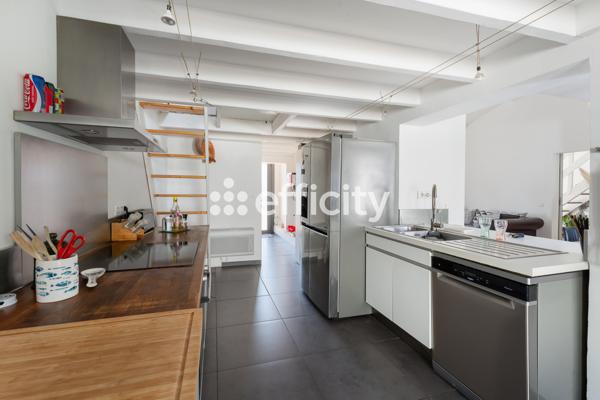 Maison
         5 pièces
        - 129 m² 535 000 € *