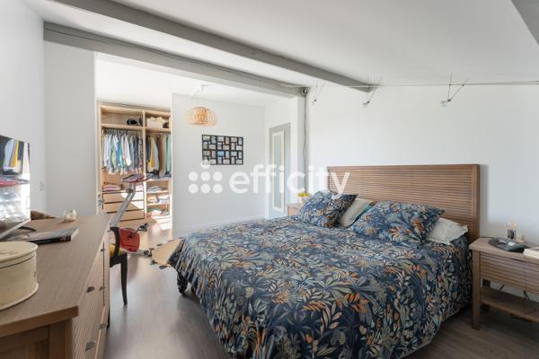 Maison
         5 pièces
        - 129 m² 535 000 € *