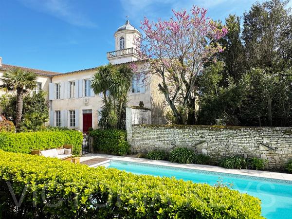 Villa à vendre avec piscine - Le Bois Plage en Ré