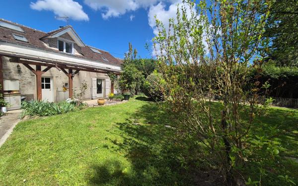 Maison à vendre    3 pièces •  Jouy-le-Châtel