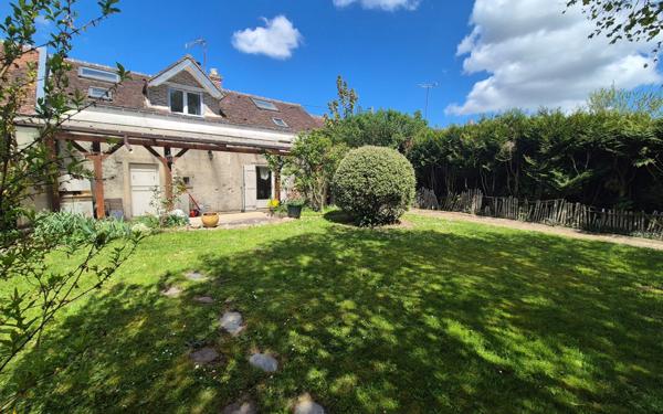 Maison à vendre    3 pièces •  Jouy-le-Châtel