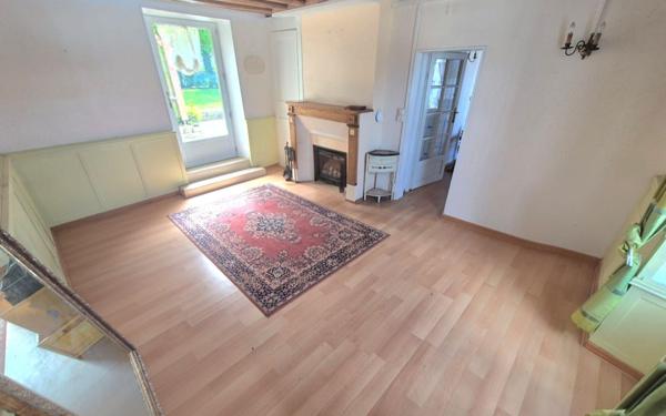 Maison à vendre    3 pièces •  Jouy-le-Châtel