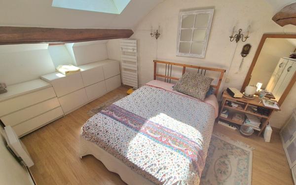 Maison à vendre    3 pièces •  Jouy-le-Châtel