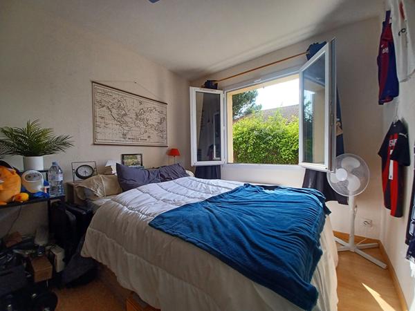 33440 AMBARES ET LAGRAVE - Maison 167 m²  de plain pied 7 pièces  A VENDRE