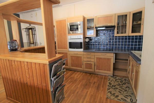 APPARTEMENT F3 MEUBLE METZ CENTRE CUISINE EQUIPEE BALCON