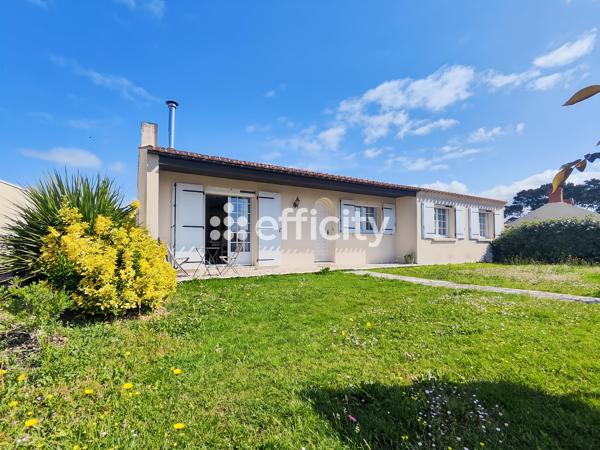 Maison
         5 pièces
        - 109 m² 335 000 € *