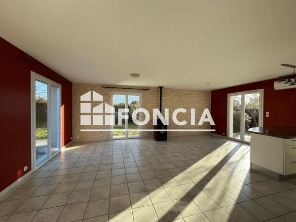 Location Maison 4 pièces 98 m² - 6 RUE DES HAUTS D'ARTIGNY Charge 37530