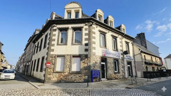 OPPORTUNITÉ COMMERCIALE & PATRIMONIALE UNIQUE AU CŒUR DE CROZON