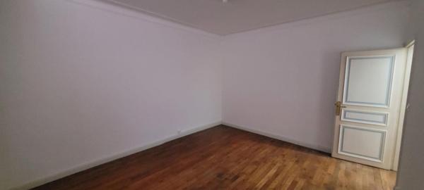 BELLE MAISON DES ANNEES 30