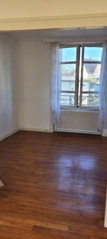 BELLE MAISON DES ANNEES 30