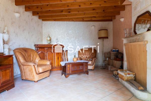 Maison avec port privé sur conche (petit canal)