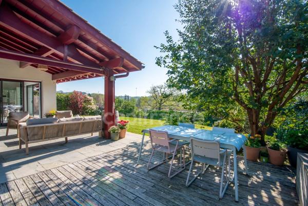 ASCAIN maison de 128 m² construite en 2012- Terrain de 1 000,00 m² - Et son T2 de 25 m2