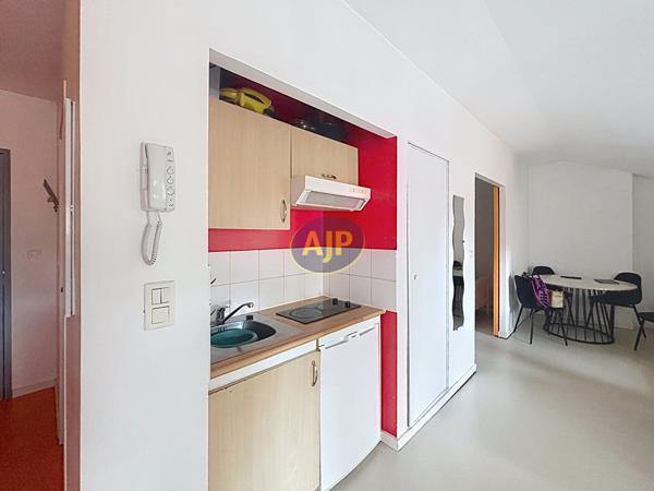 Location appartement Rochefort : 585 € - AJP Immobilier Rochefort