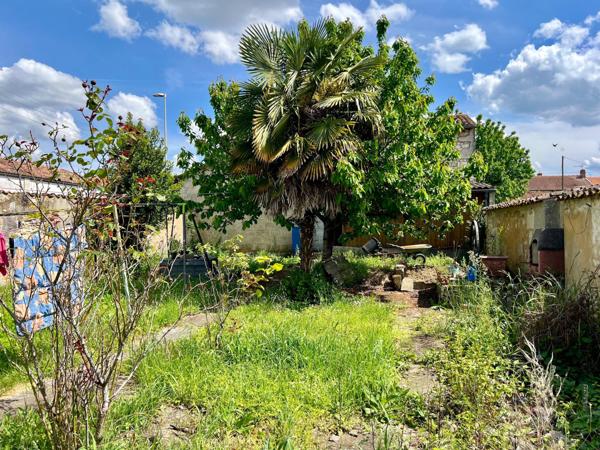Maison d'environ 133 m2 - sous sol - jardin et Garage
