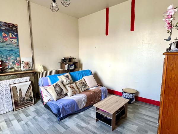 Maison d'environ 133 m2 - sous sol - jardin et Garage