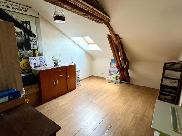 Maison d'environ 133 m2 - sous sol - jardin et Garage