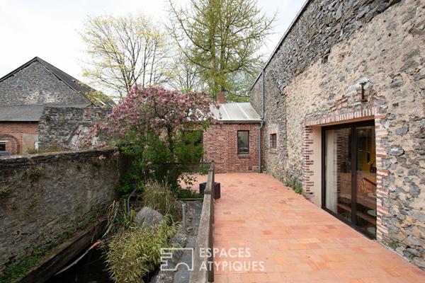 Local commercial avec terrasses et loft en centre ville