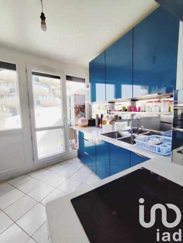 Appartement 4 pièces de 74 m² à Créteil (94000)