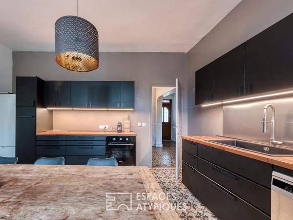 Maison meulière avec jardin dans le centre de Brunoy