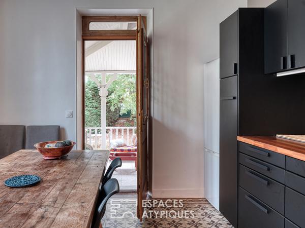 Maison meulière avec jardin dans le centre de Brunoy