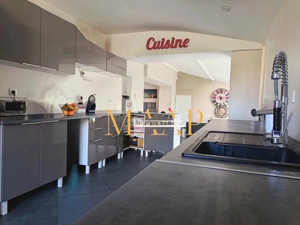 Maison familiale 5 chambres en centre-ville