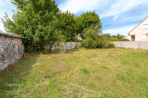 Messigny et Vantoux, ensemble immobilier avec maison, grange, garage et beau terrain.