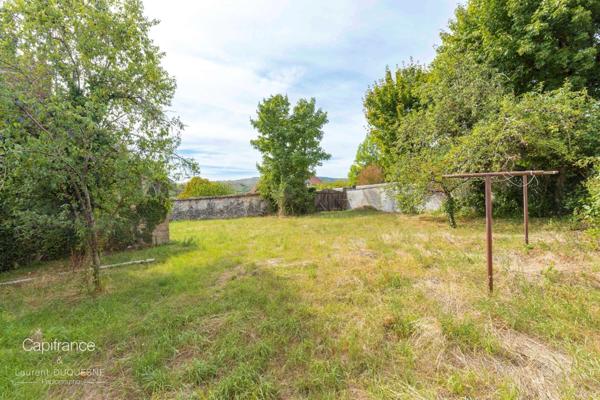 Messigny et Vantoux, ensemble immobilier avec maison, grange, garage et beau terrain.