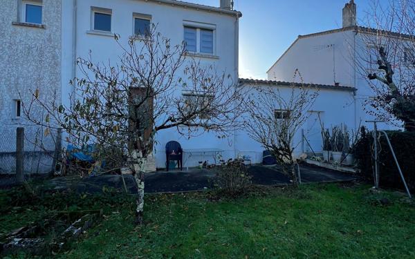 Maison à vendre    4 pièces •  Meschers-sur-Gironde