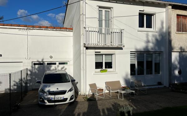 Maison à vendre    4 pièces •  Meschers-sur-Gironde