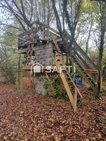 Terrain de loisirs, ferme pédagogique