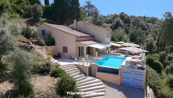 Maison Montauroux 5 pièce(s) 140 m2, 3080m2 terrain, Piscine