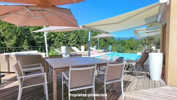 Maison Montauroux 5 pièce(s) 140 m2, 3080m2 terrain, Piscine