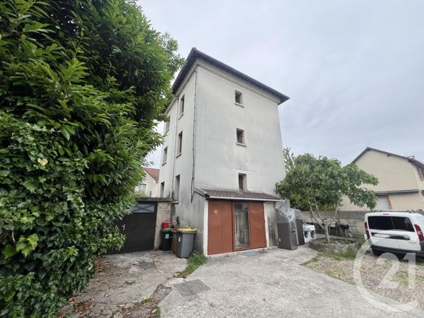 Immeuble à vendre  120 m2 MONTMAGNY - 95